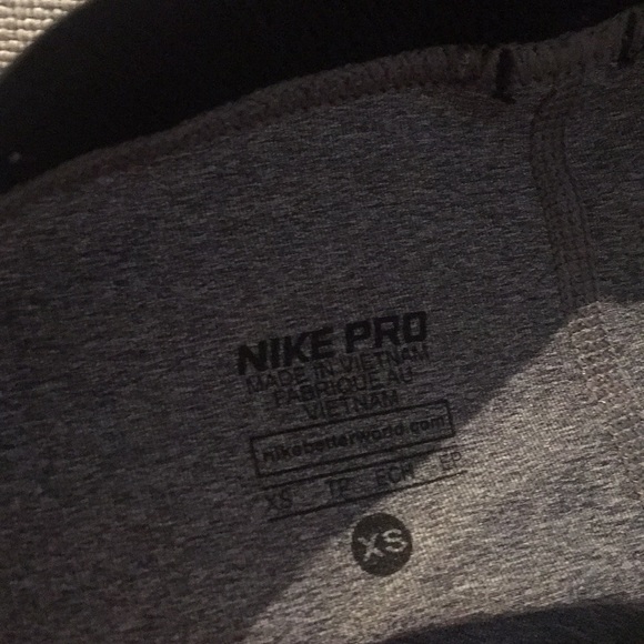 Nike Pro Spandex Shorts - Picture 2 of 4